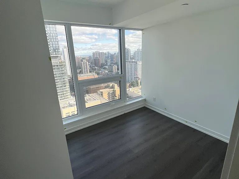8 Wellesley St W #2709 — Photo 6