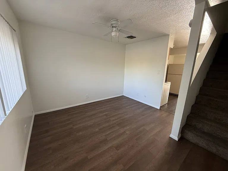 Morris Townhomes — Photo 17