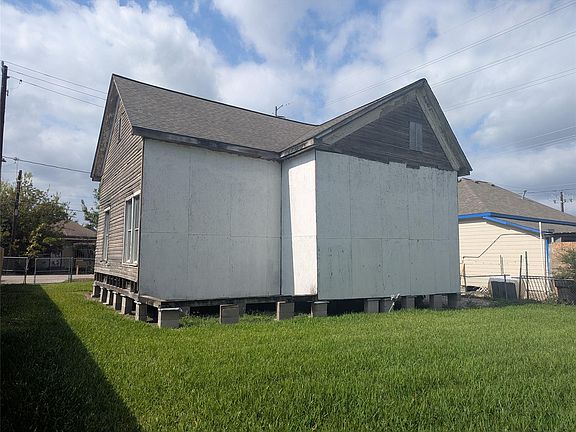 4th image of 2022 Gano St
