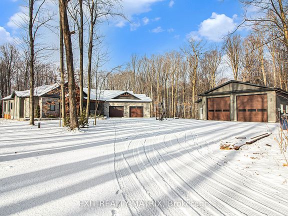 2nd image of 1772 W Groves Rd