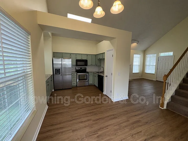 4256 Chesney Glen Dr — Photo 6