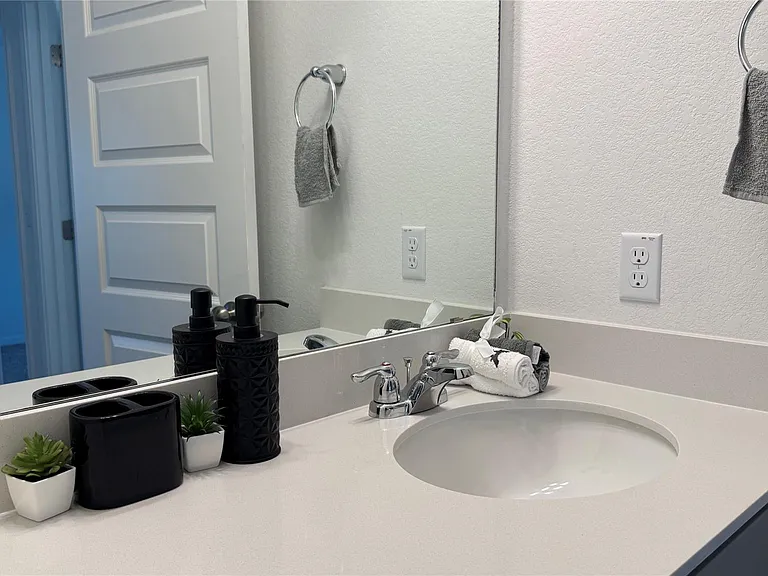 6915 Tiznow Ln — Photo 21