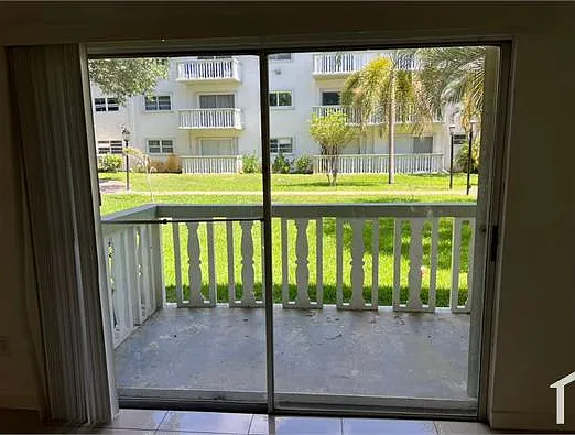 15201 NE 6th Ave #C109 — Photo 1