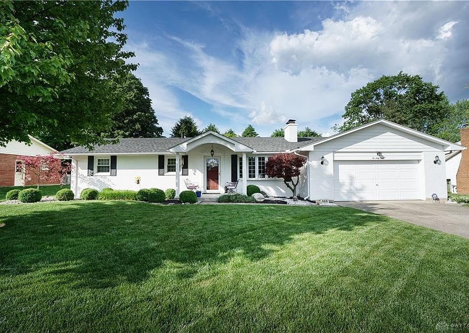 1st image of 668 Robindale Dr