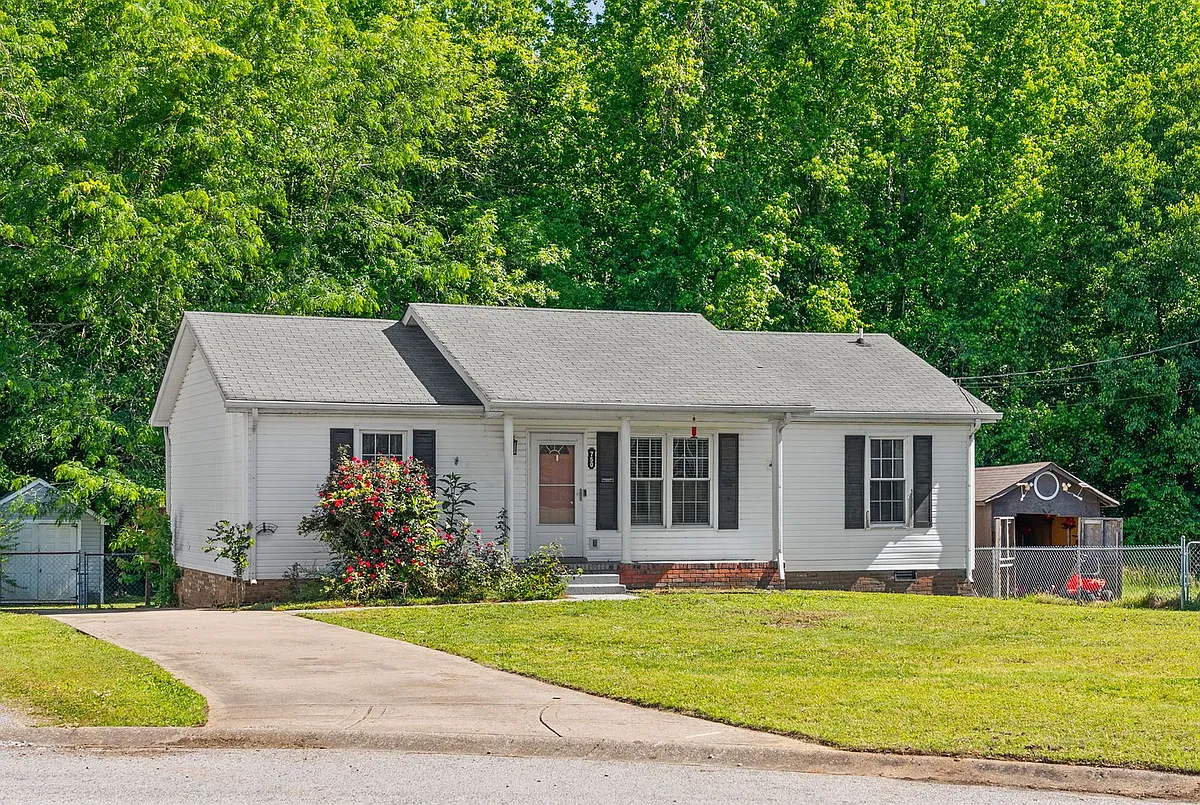Building Photo - 750 Carmack Ct