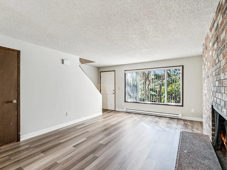 5847-5855 SE Holgate Blvd #5855 — Photo 11