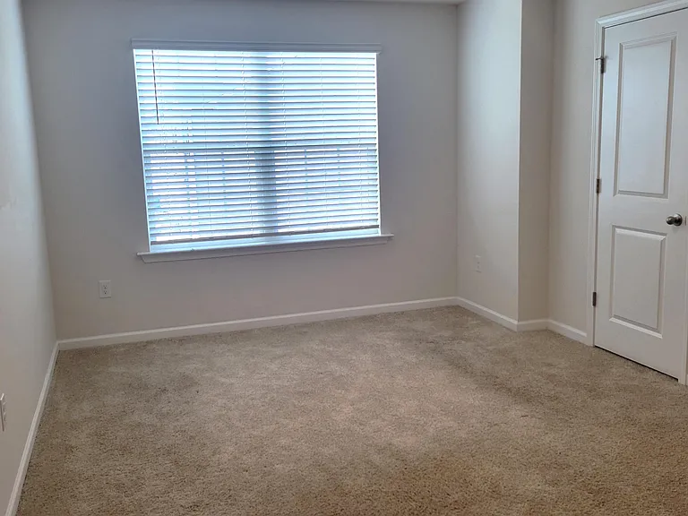 2709 Gracie Ln — Photo 16