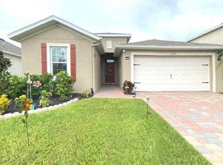 10492 Canal Brook Ln, Lehigh Acres, FL 33936