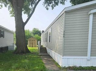 208 Park Ln, Sauk Village, IL