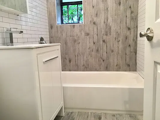 Rented by Premier One Realty LLC | media 7