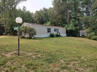 14 Pine Tree Dr, Tuftonboro, NH 03816