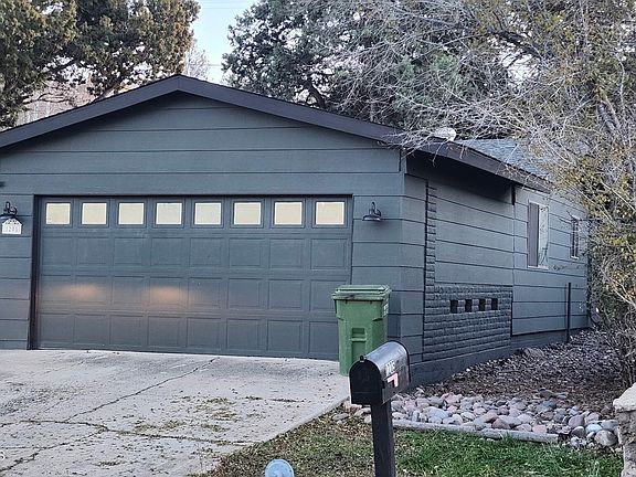 3rd image of 1205 Overstreet Dr