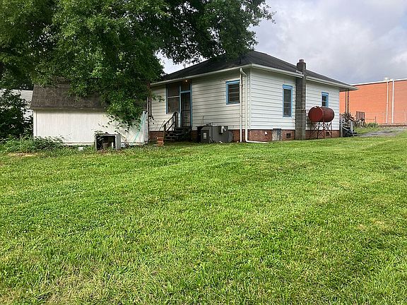 Back left view