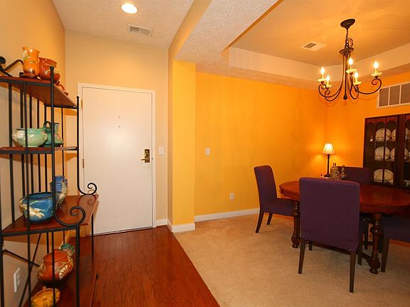 3rd image of 8033 Pinnacle Point Dr APT 102