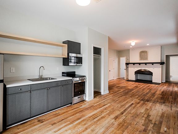 3rd image of 680 Hazelwood St #1B-1Ba