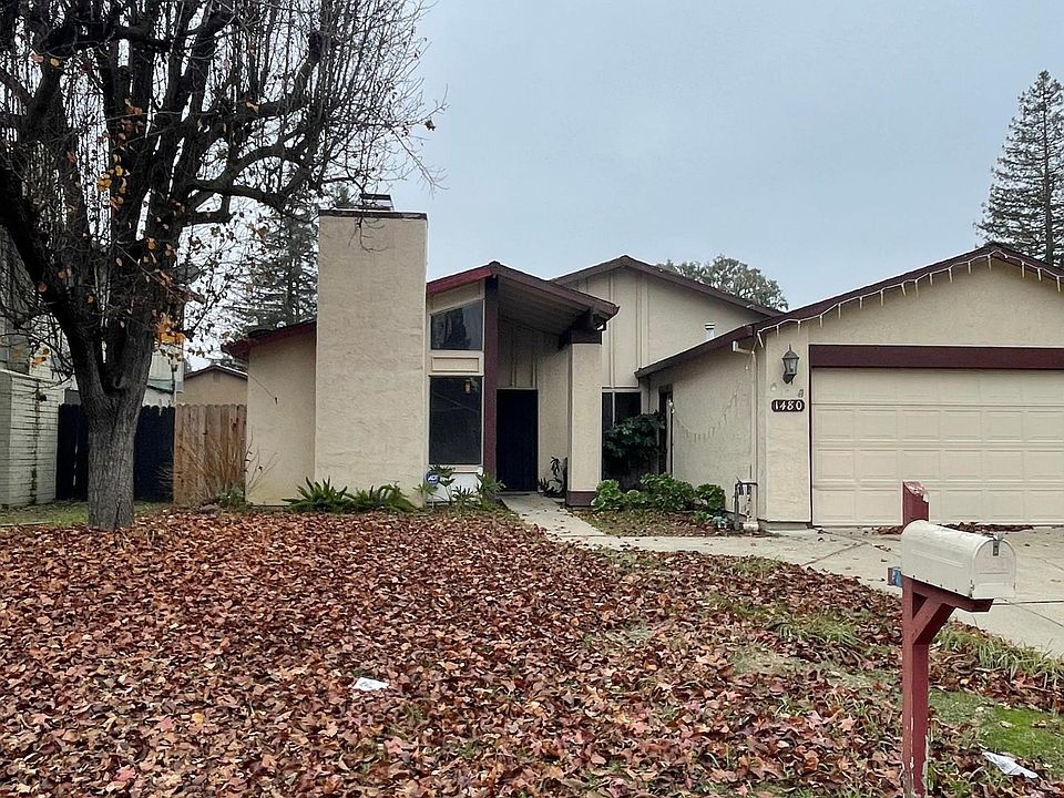 1st image of 1480 Woodridge Oak Way