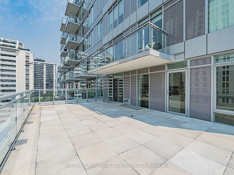 68 Merton St #805 — Photo 35