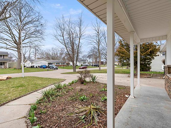 4th image of 4210 Wedgewood Dr