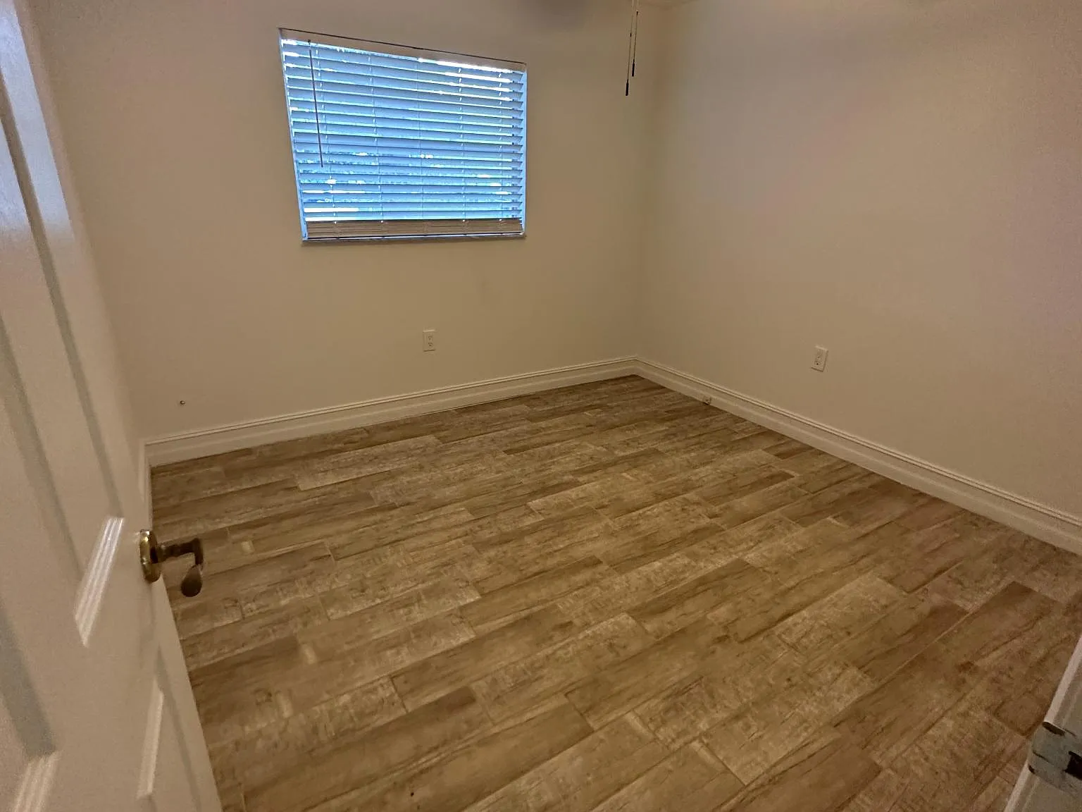 2135 Virginia Ave — Photo 3