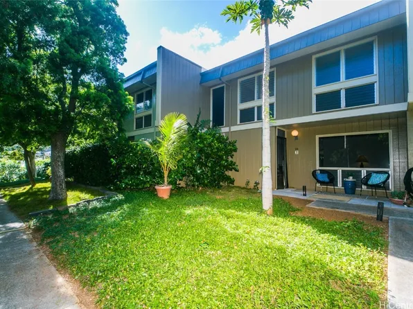 380 Haleloa Pl #A-103, Honolulu, HI 96821