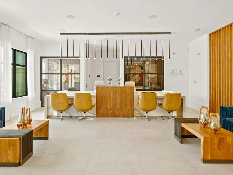 The Emory — Photo 19