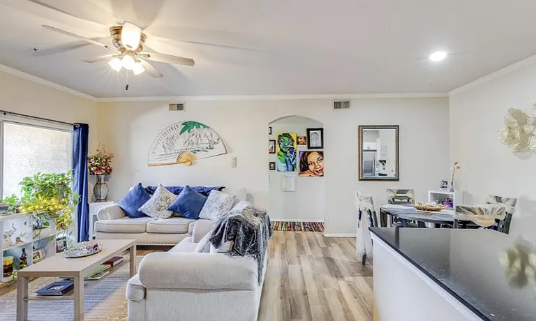 5301 E Van Buren St #1089 — Photo 6