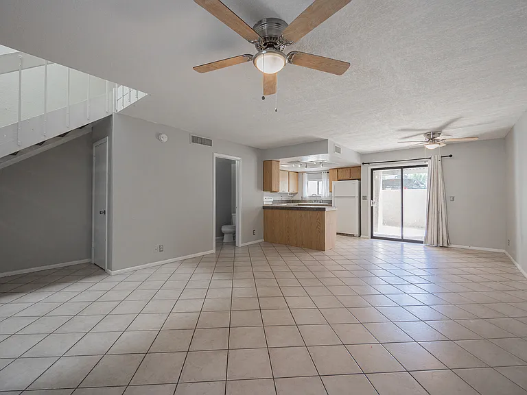 1401 E Puget Ave #23 — Photo 6