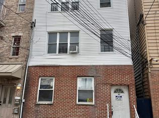 43 Wright Ave APT 1, Jersey City, NJ 07306