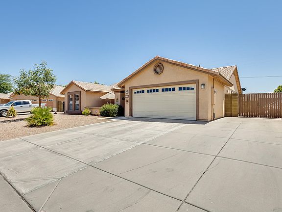 3rd image of 7517 W Corrine Dr