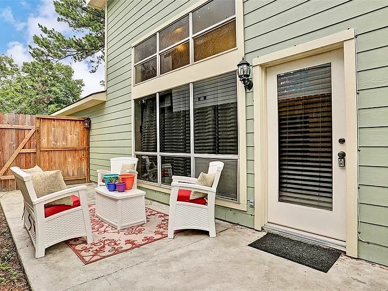 963 Althea Dr — Photo 18