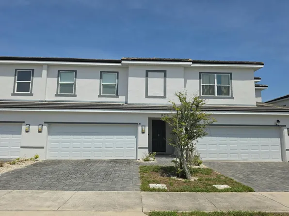926 Centaury Dr, Poinciana, FL 34759
