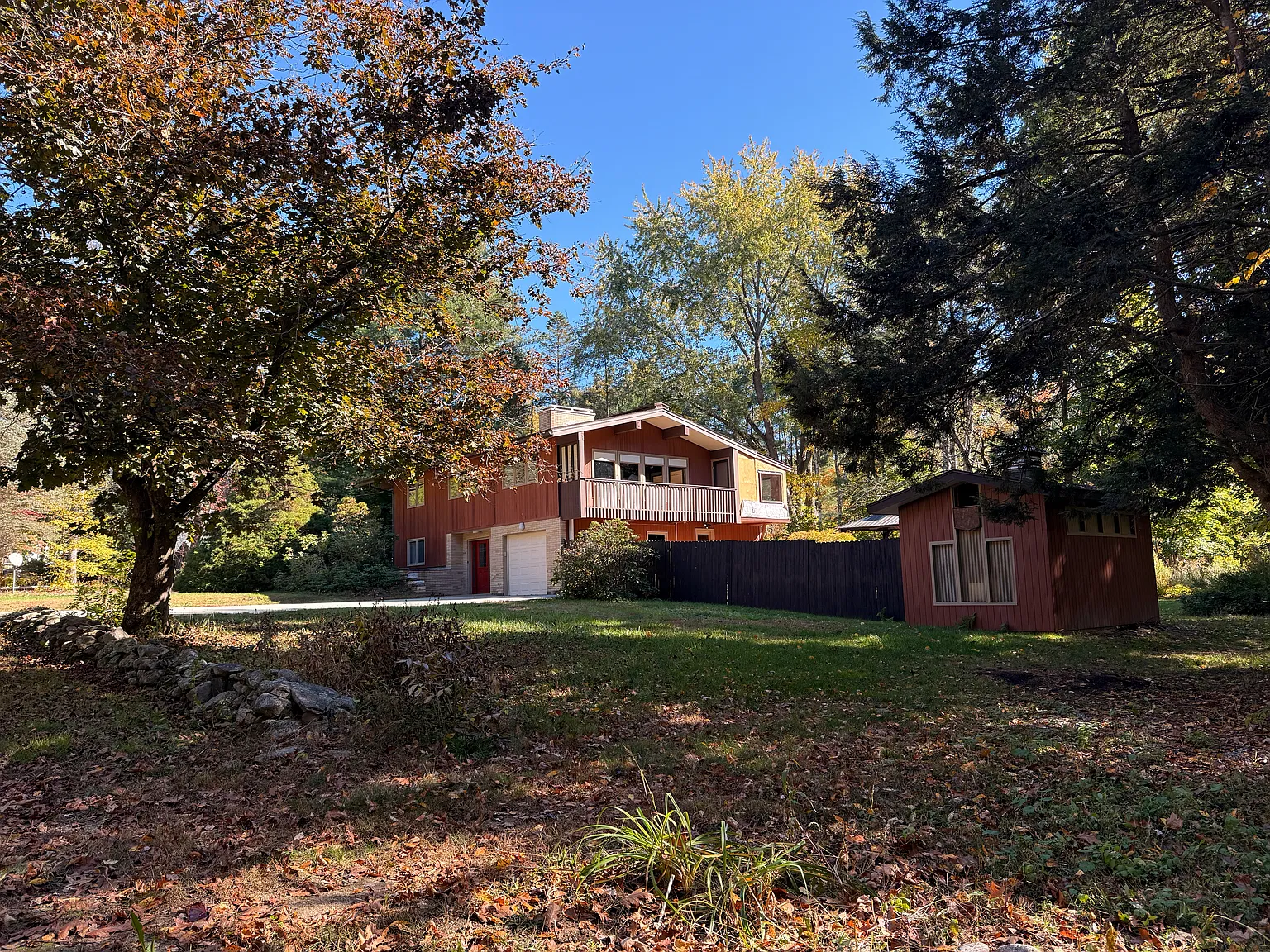 4 bed, 1500 sqft, $4,400 — Photo 2