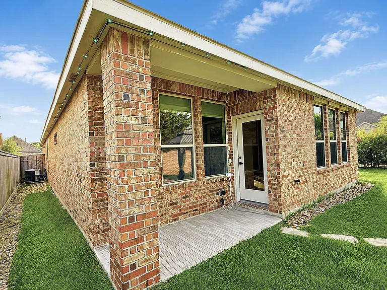 15230 Stuart Bat Cave Ln — Photo 31