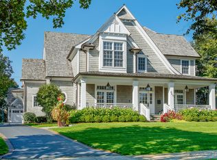 266 N Montclair Ave, Glen Ellyn, IL