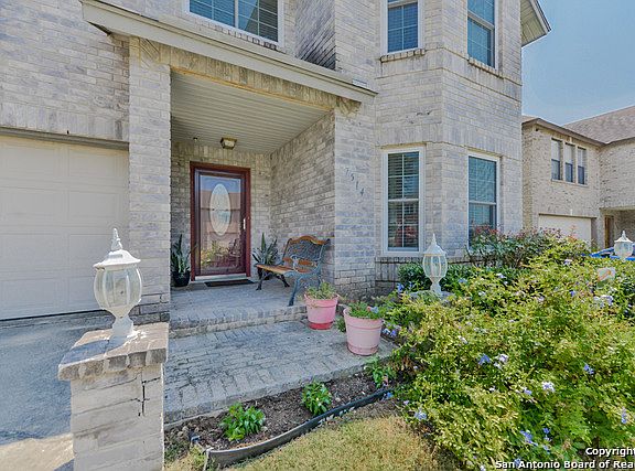 2nd image of 7514 Legend Point Dr