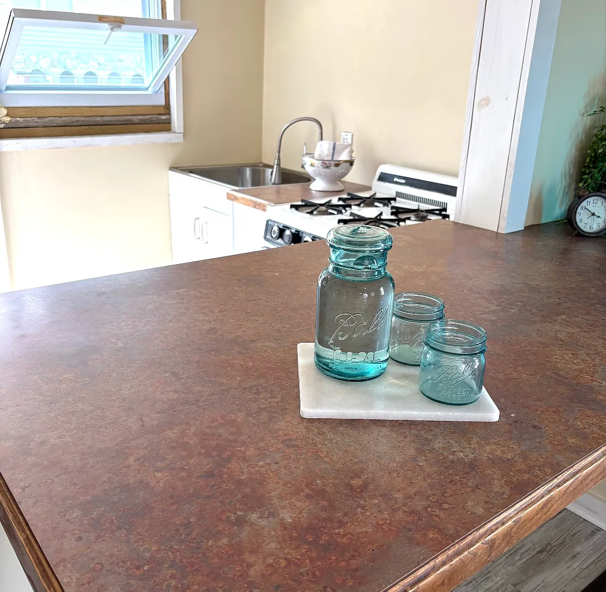 1 bed, 400 sqft, $1,500 — Photo 2