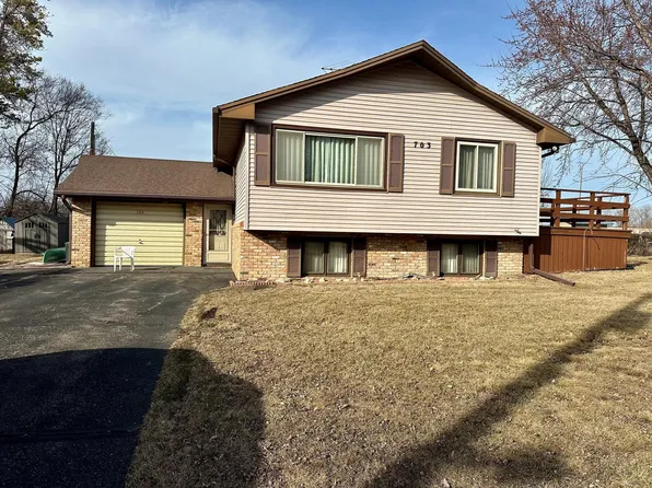 703 1st St NE, Buffalo, MN 55313