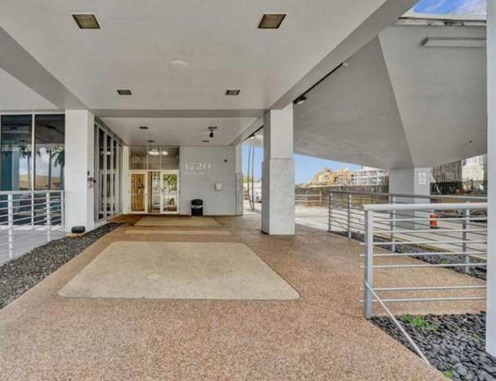 1720 Harrison Street #15a, Hollywood, FL - More