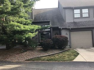 4046 Saint Andrews Ct APT 3, Canfield, OH