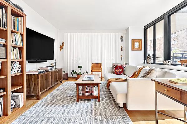 1st image of 309 E 49th St APT 7E