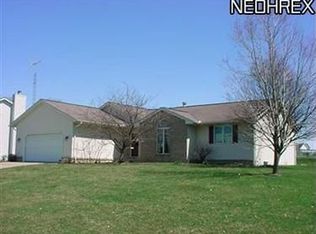 904 Meese Rd, Louisville, OH 44641
