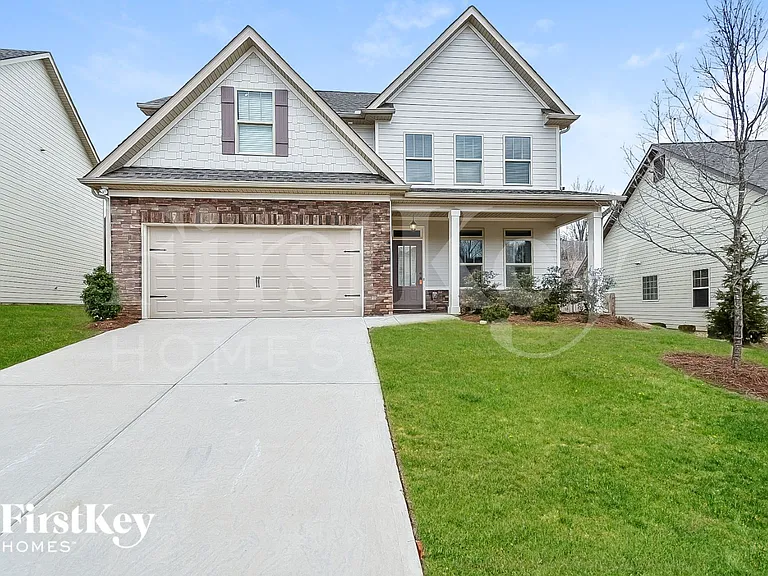 130 Village Park Dr — Photo 1
