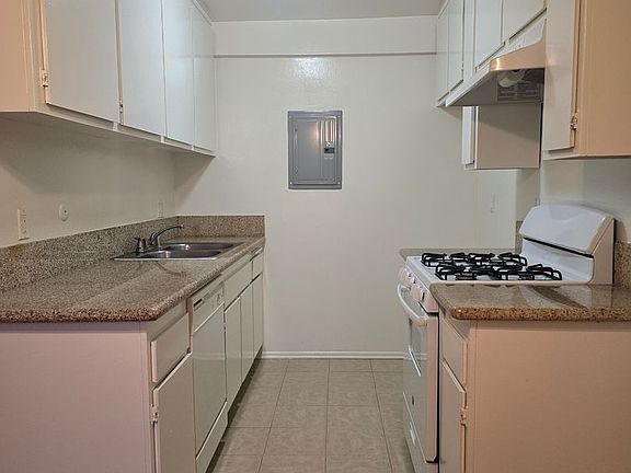 4th image of 801 E Palmer Ave APT 111