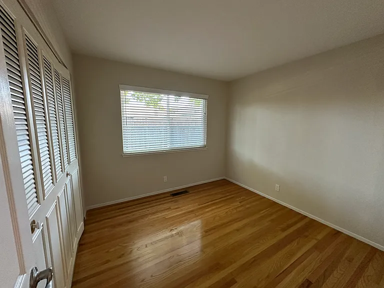 497 Pin Oak Dr — Photo 18