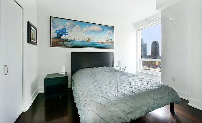 Rented by Engel & Völkers New York City | media 4