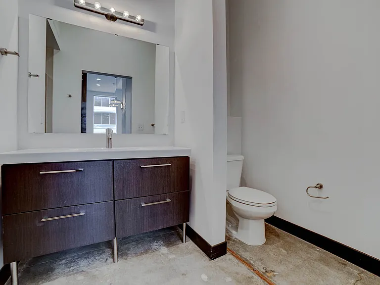 Vandever Lofts — Photo 21