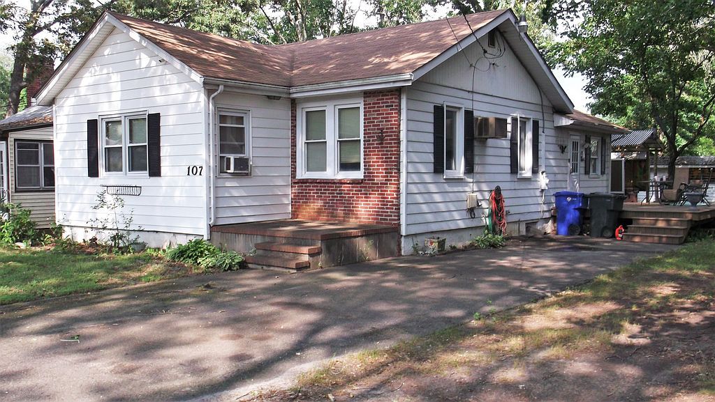 107 Martin Rd - Property Image