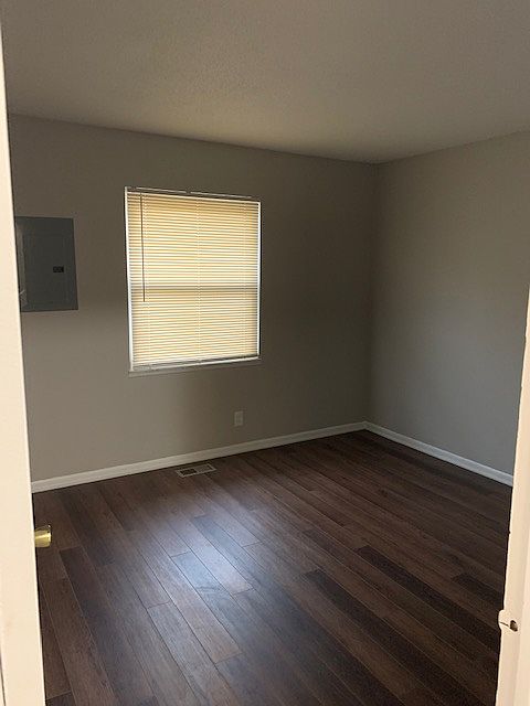 1st image of 3320 Lupine Dr