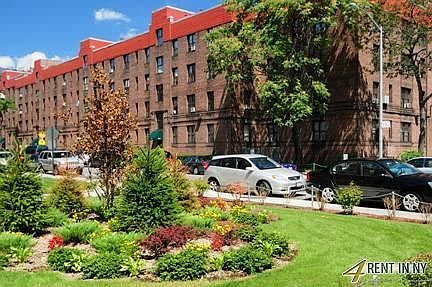 3rd image of 3300 Seymour Ave APT 2