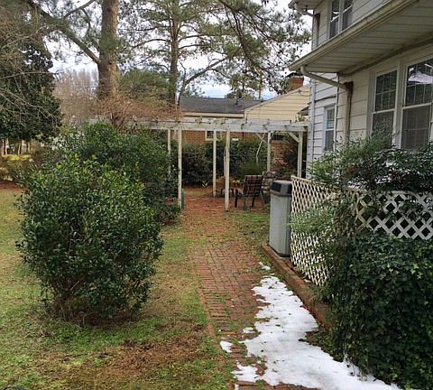 2nd image of 404 Laurel St
